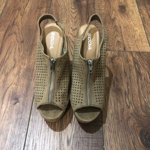 COPY - Beige Wedges
